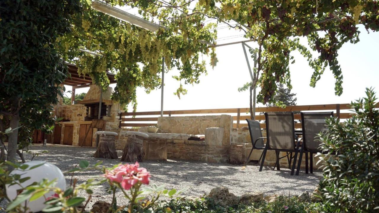 Studio Panagiota - Oasis Holiday Houses Kokkinos Pirgos Exterior foto